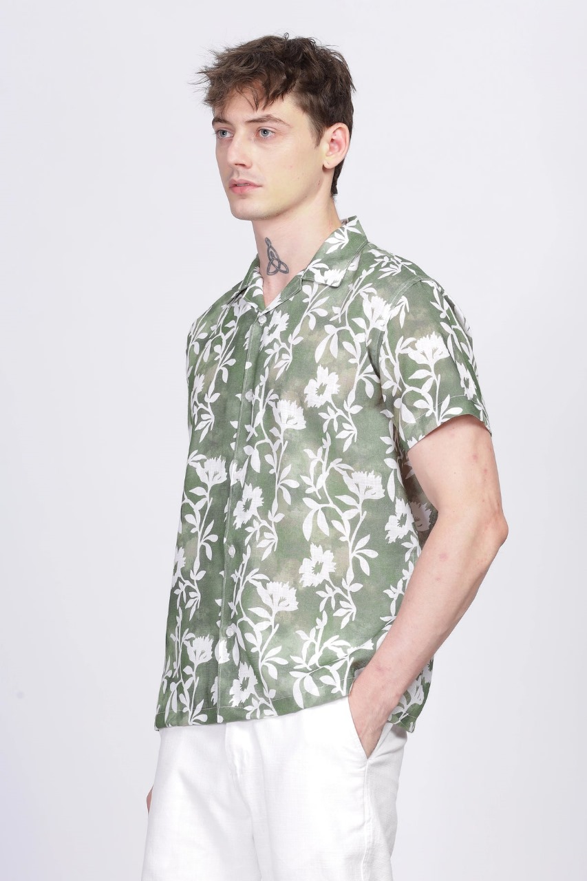 Men’s Green & White Floral Printed Cuban Collar Casual Summer Shirt |  Short-sleeve shirt